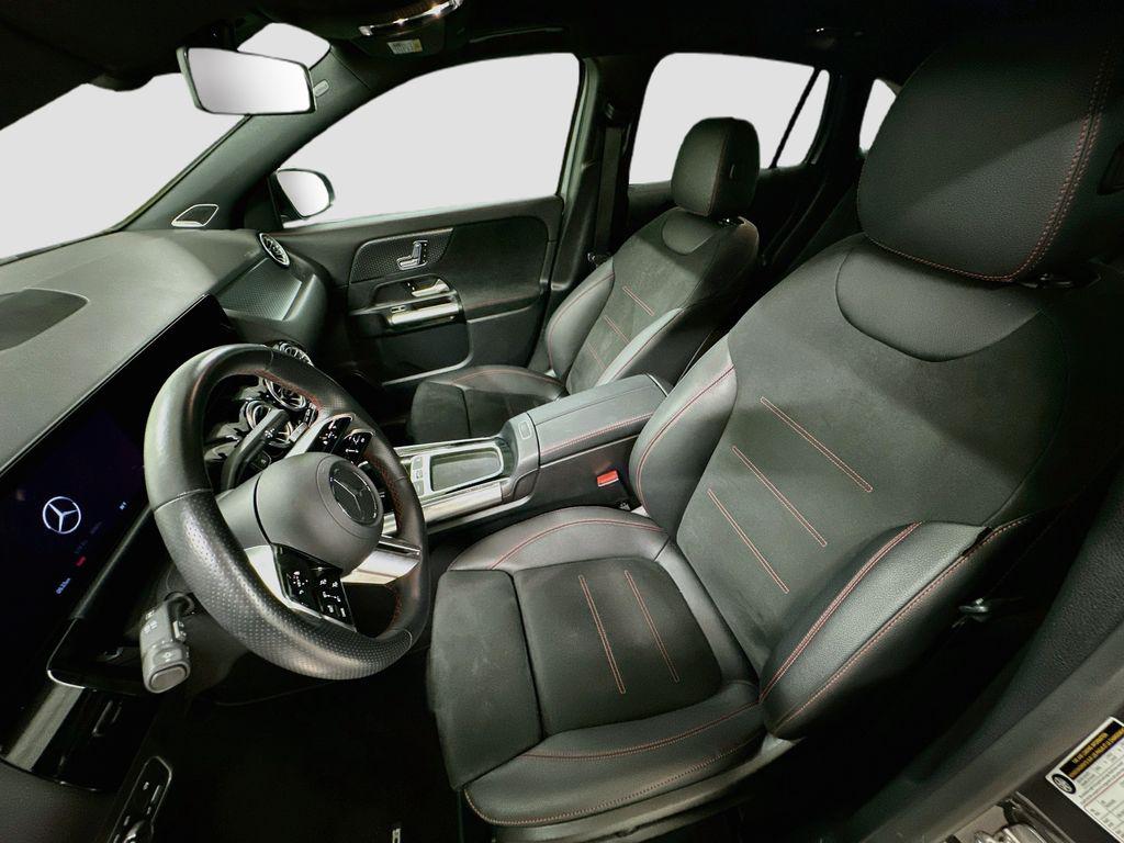 2025 Mercedes-BENZ GLA photo 5