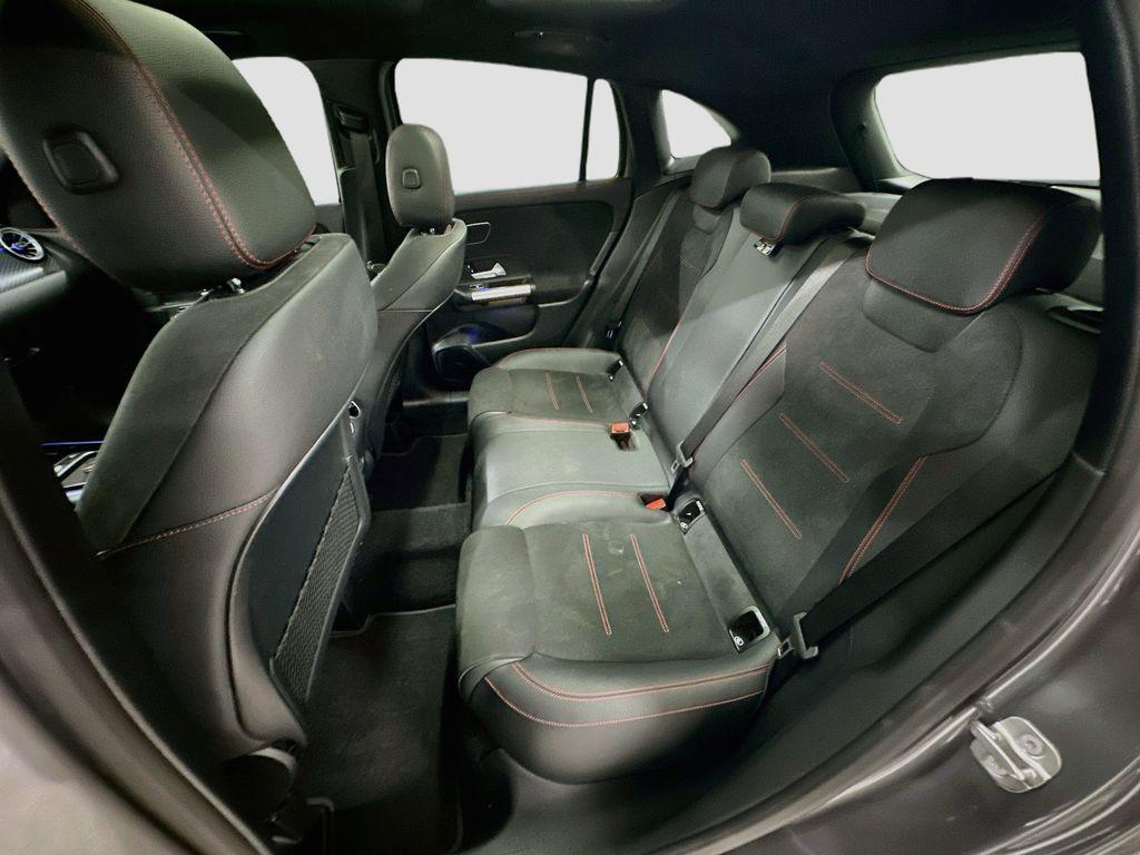 صورة مصغرة 24 لـ 2025 Mercedes-BENZ GLA