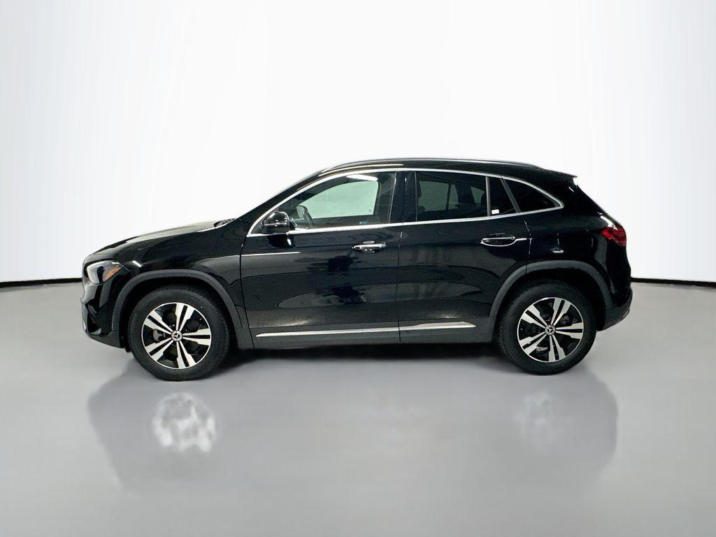 2024 Mercedes-BENZ GLA 照片 2