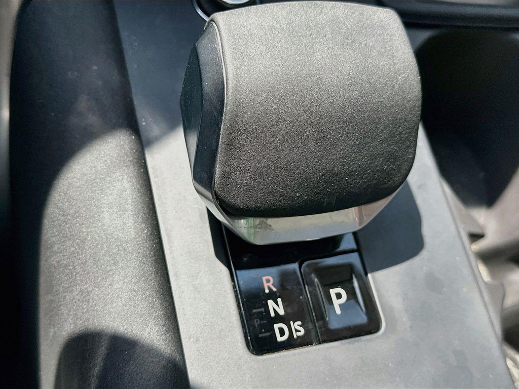 2025 LAND Rover DISCOVERY P360 DYNAMIC SE — миниатюра 18