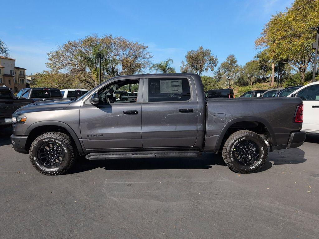 2026 RAM 1500 REBEL 照片 7