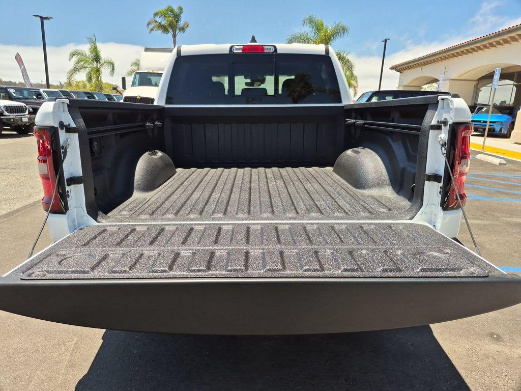 2026 RAM 1500 BIG HORN/LONE STAR thumbnail 24