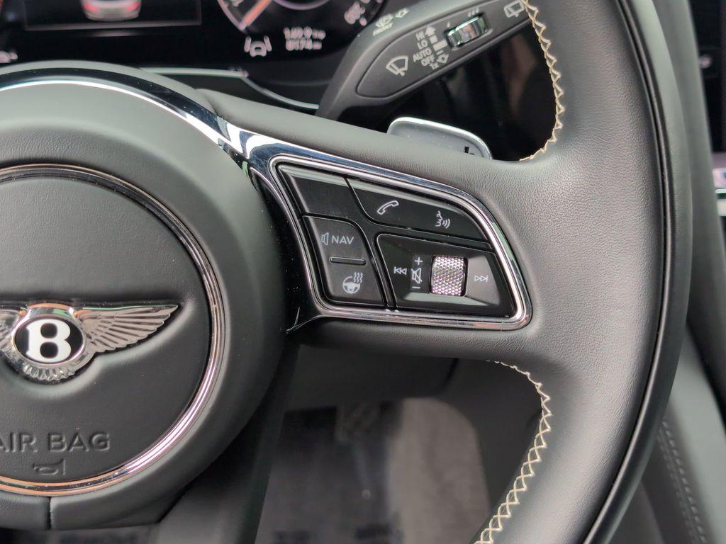 صورة مصغرة 17 لـ 2024 Bentley BENTAYGA V8