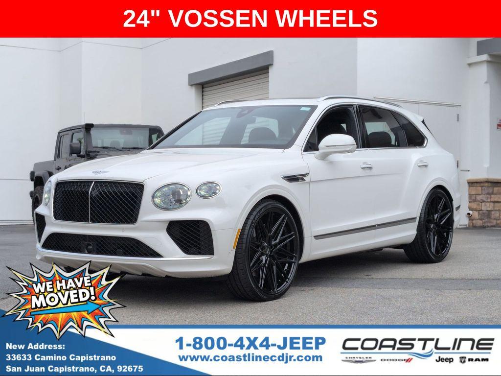 2024 BENTLEY BENTAYGA V8 photo 1