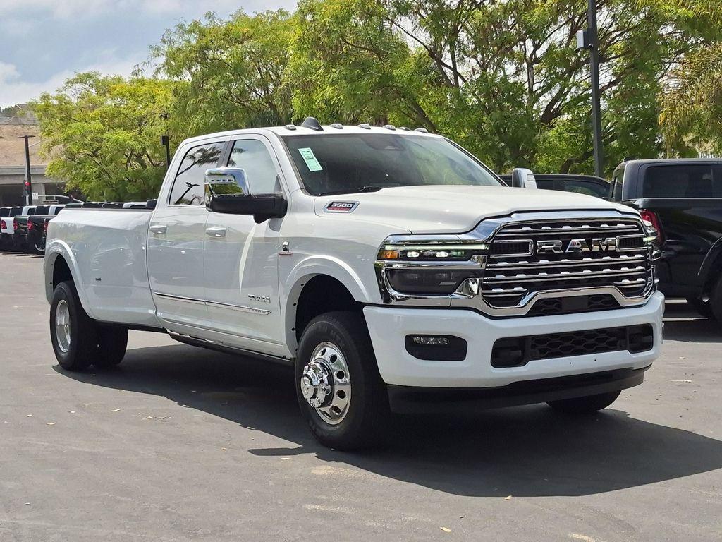 صورة 3 لـ 2026 RAM 3500 LIMITED