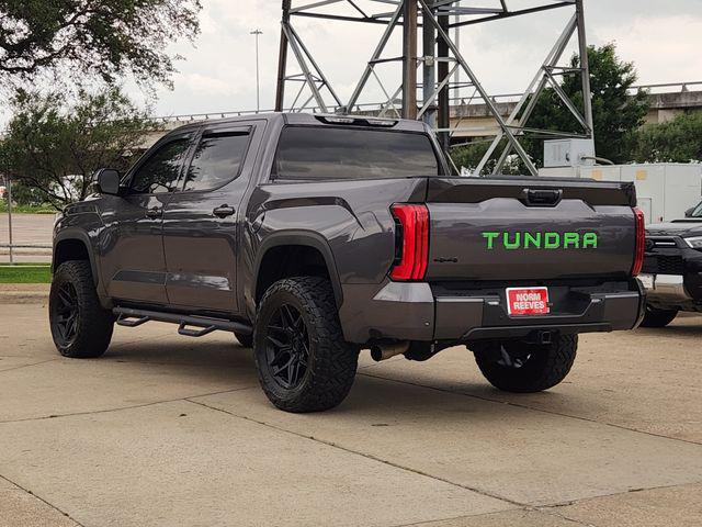 TOYOTA TUNDRA - 4