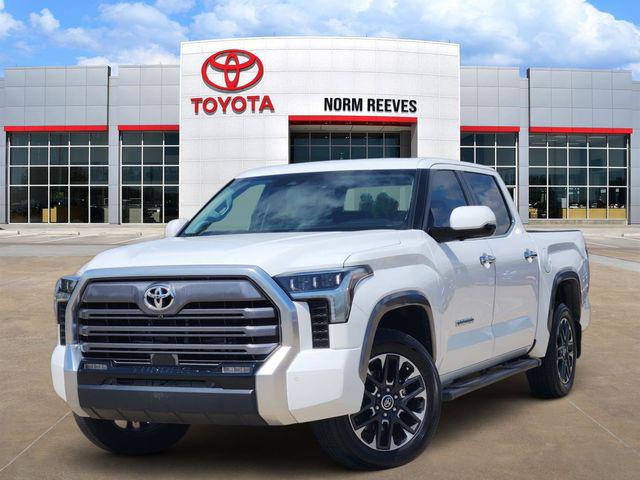 TOYOTA TUNDRA - 1