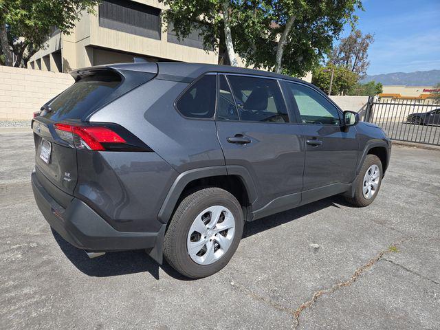 TOYOTA RAV4 - 3