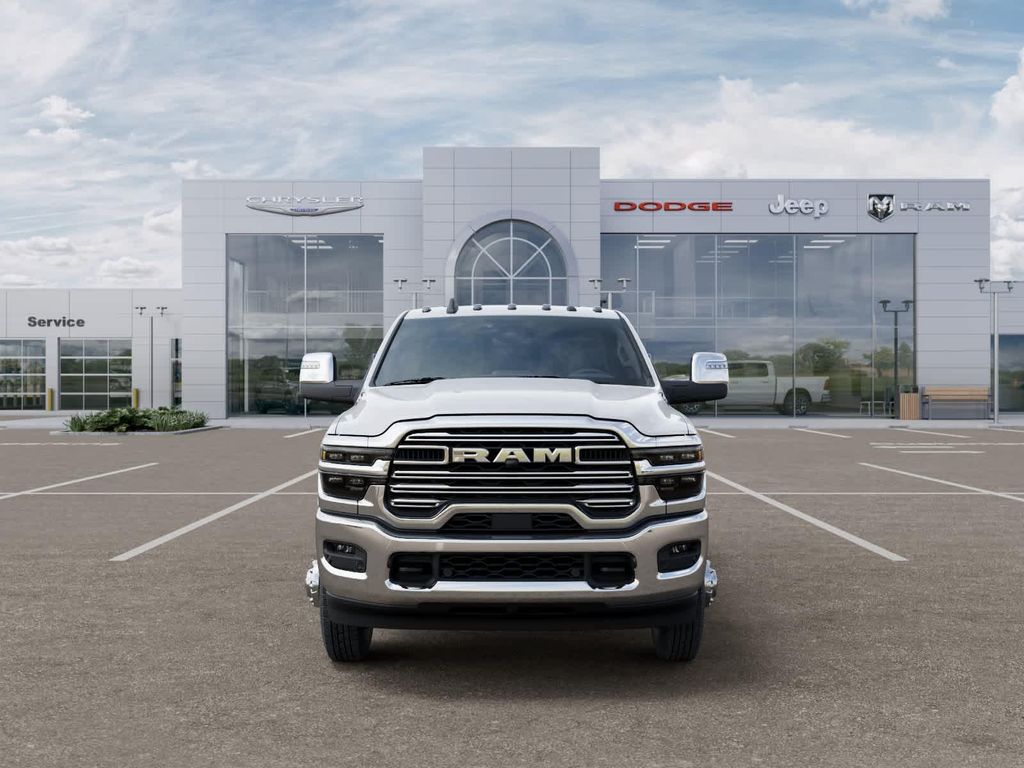 صورة مصغرة 12 لـ 2026 RAM 3500 LARAMIE MEGA CAB 4X4 6'4' BOX