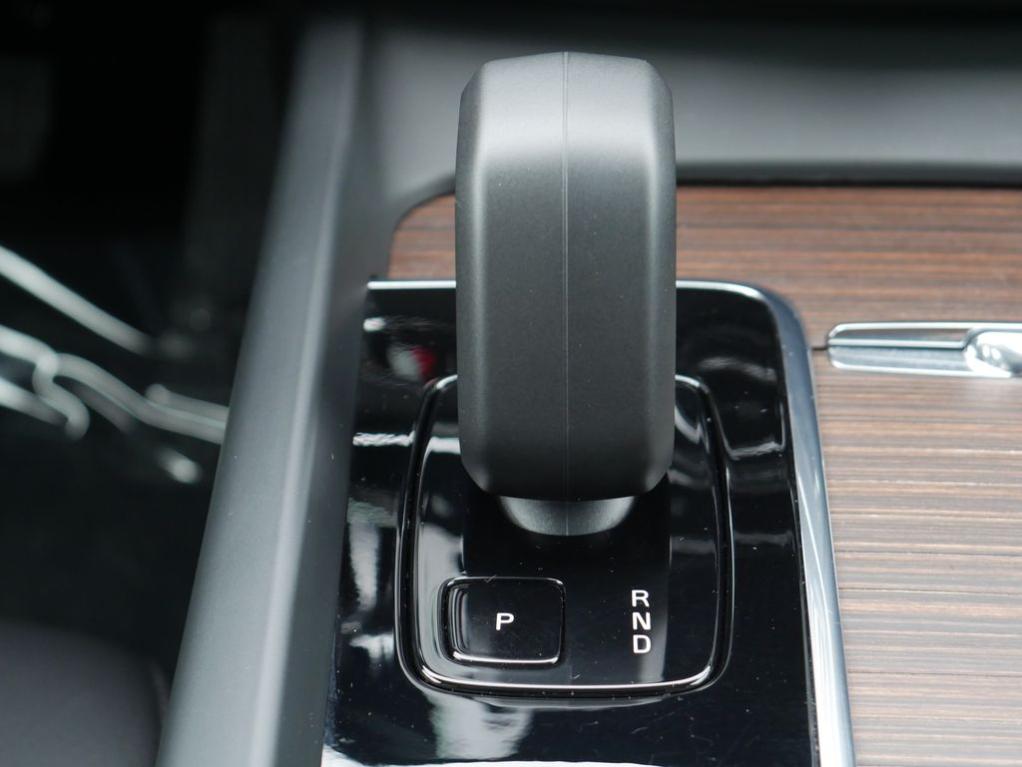 صورة مصغرة 21 لـ 2023 Volvo XC60 B5 PLUS BRIGHT THEME