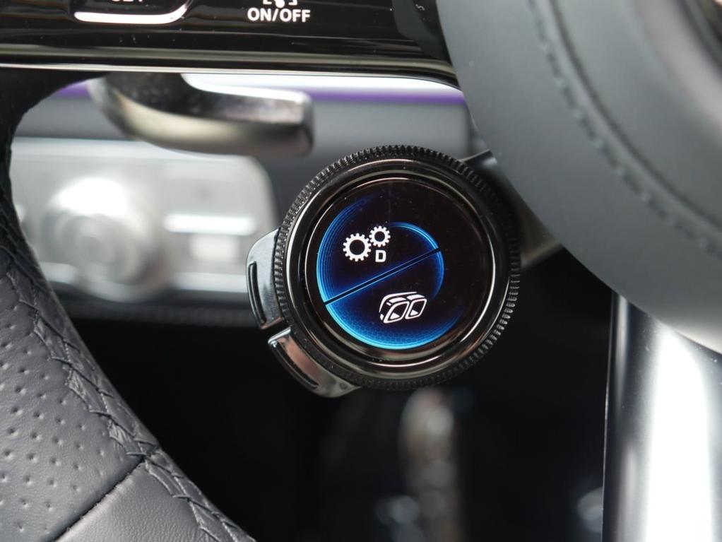 2025 Mercedes-BENZ AMG GLE 53E BASE — миниатюра 32