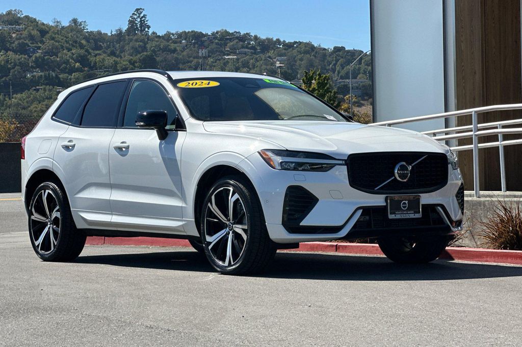 2024 Volvo XC60 RECHARGE PLUG-IN HYBRID T8 ULTIMATE DARK THEM — фото 10
