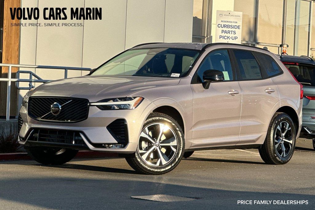 New 2026 Volvo XC60 B5 Core
