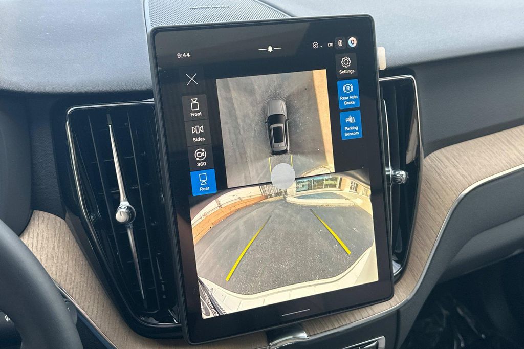 2027 Volvo XC60 PLUG-IN HYBRID PLUS 缩略图 22