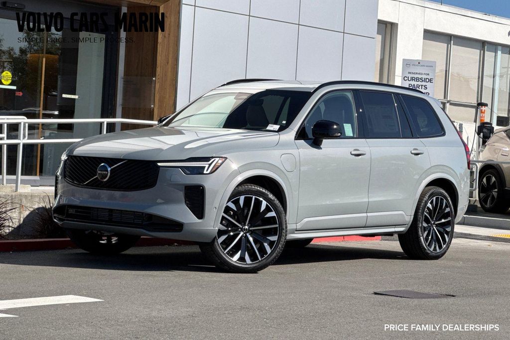 New 2026 Volvo XC90 Plug-In Hybrid Ultra Dark Theme, T8 AWD, Electric/Gasoline, 6 Seats