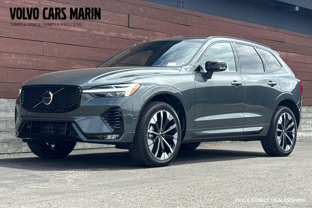 New 2026 Volvo XC60 B5 Plus