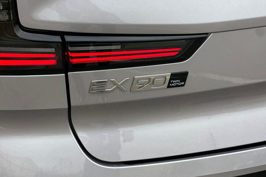 2026 Volvo EX90 PLUS, TWIN MOTOR, FULLY ELECTRIC, 7 SEATS — миниатюра 12
