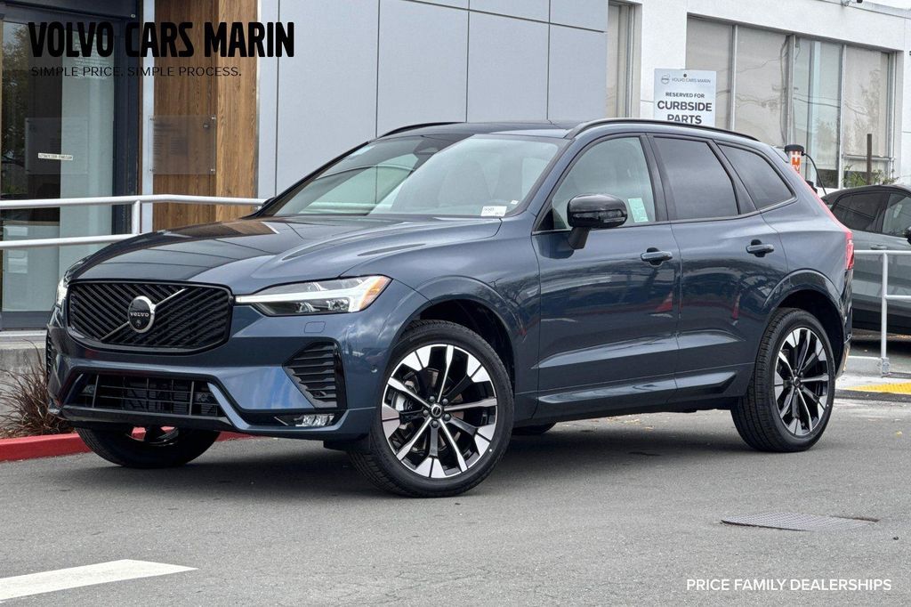 New 2026 Volvo XC60 B5 Plus