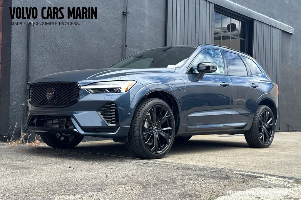 New 2026 Volvo XC60 Plug-In Hybrid Black Edition Ultra, T8 AWD Electric/Gasoline, Dark