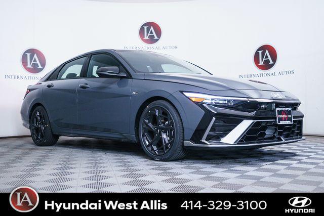 New 2026 Hyundai ELANTRA SE