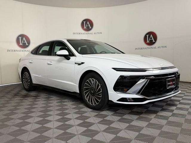 New 2026 Hyundai SONATA Hybrid SE