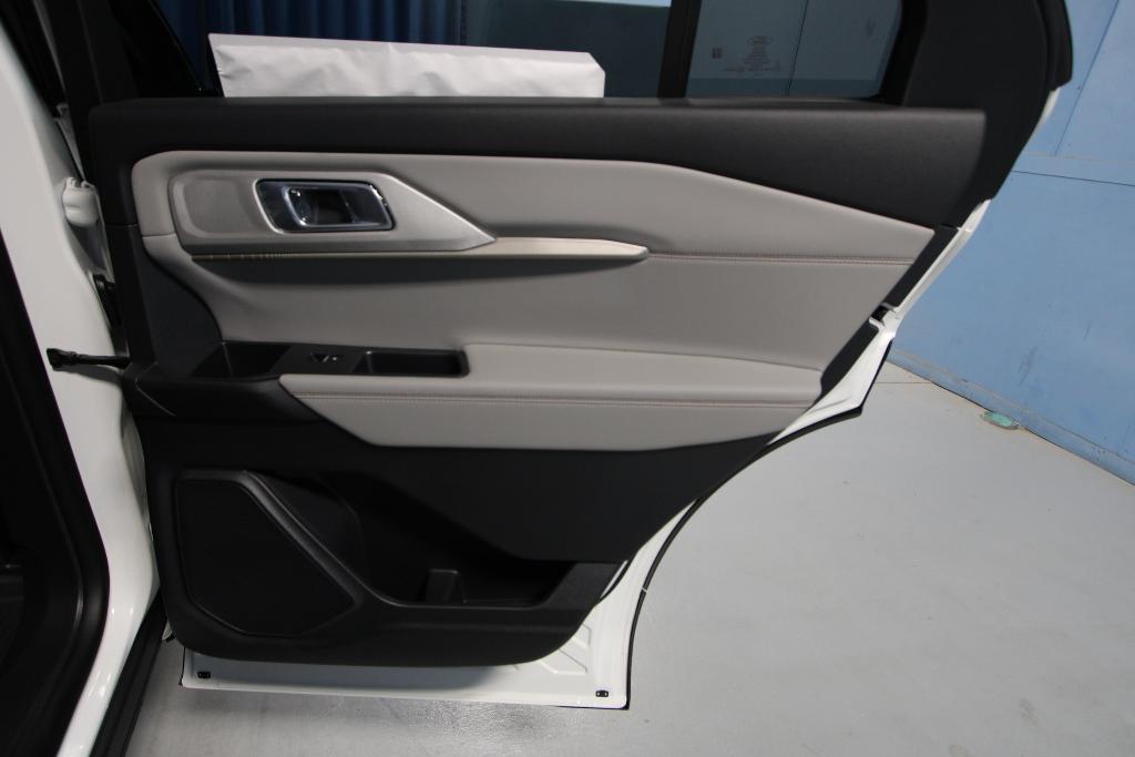 2026 FORD EXPLORER ACTIVE 缩略图 19