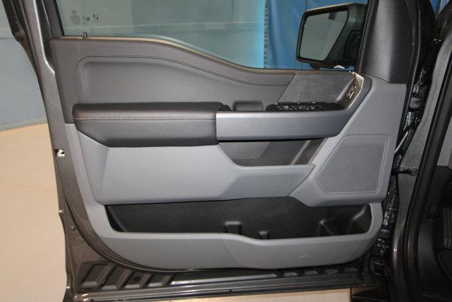 FORD F-150 XLT - 4