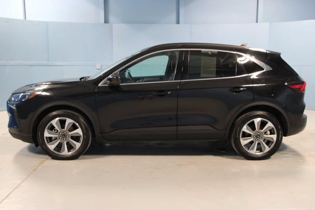 2025 FORD ESCAPE PLATINUM 缩略图 29