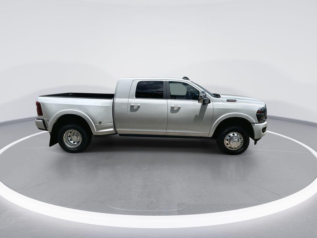 صورة 9 لـ 2026 RAM 3500 LONGHORN