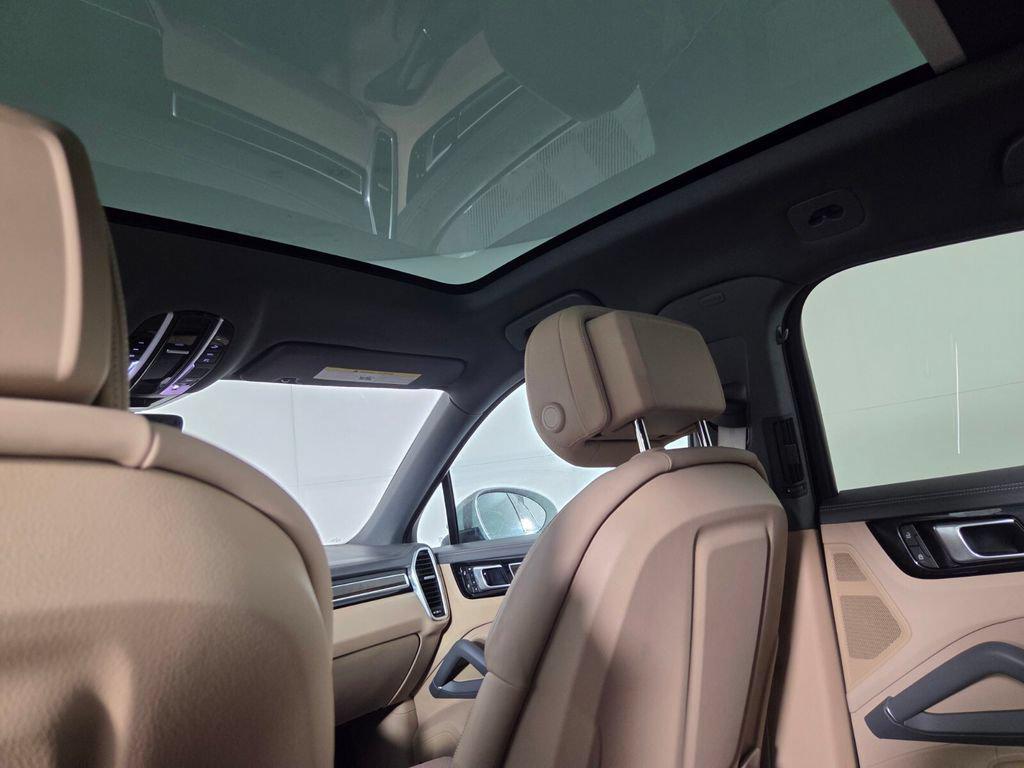2023 Porsche CAYENNE PLATINUM EDITION — миниатюра 25