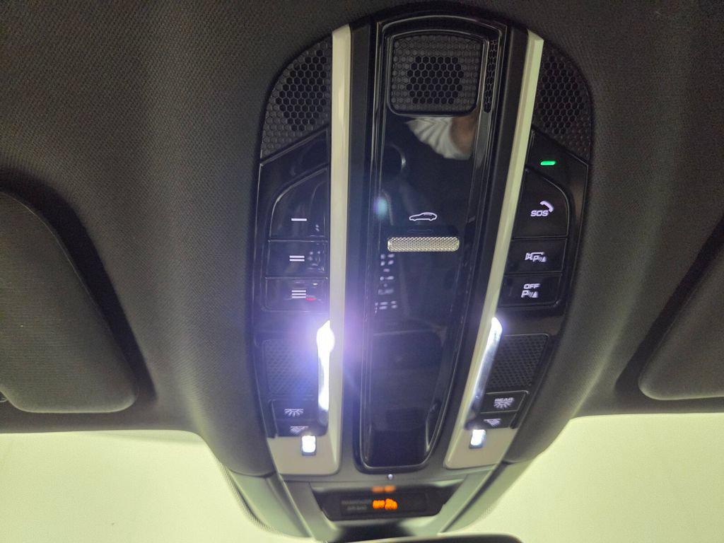 2023 Porsche CAYENNE PLATINUM EDITION — миниатюра 14