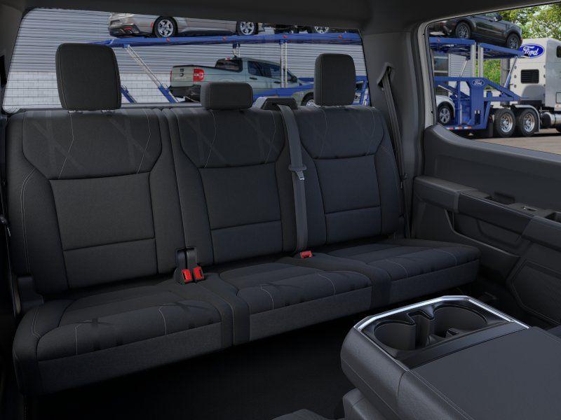 صورة 10 لـ 2026 FORD F-150 STX