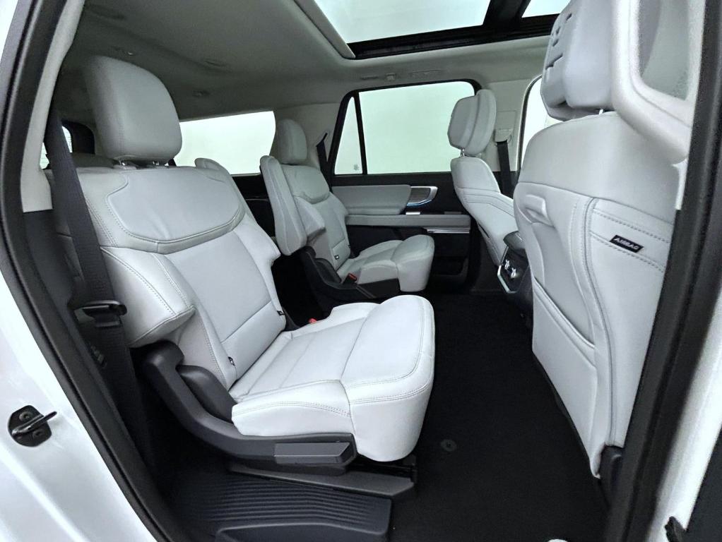 2027 FORD EXPEDITION MAX PLATINUM — миниатюра 19