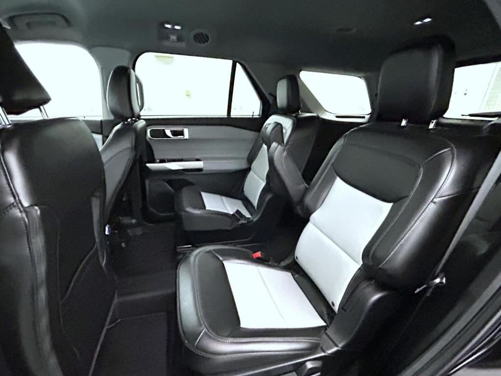 صورة مصغرة 21 لـ 2023 FORD EXPLORER XLT