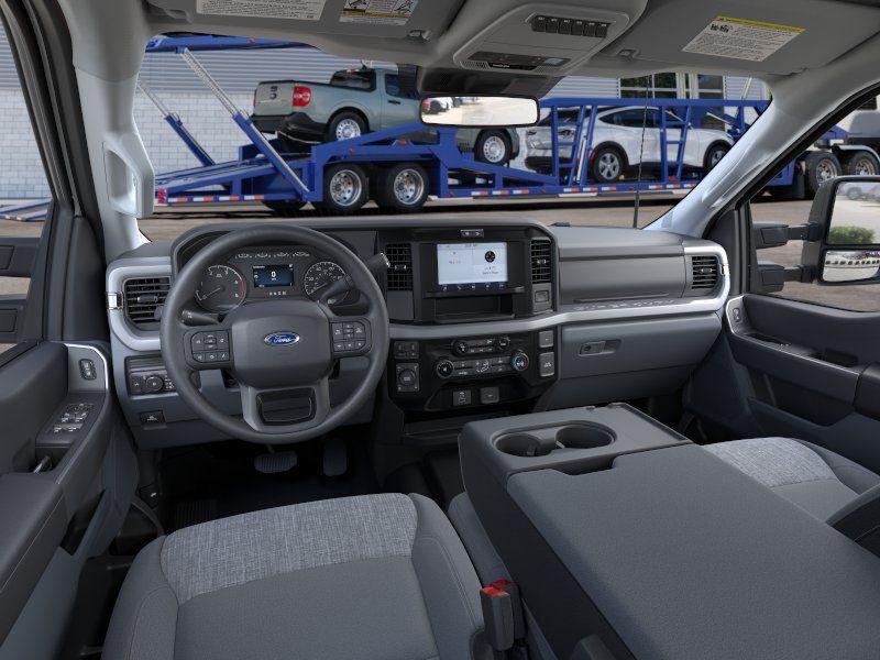 2026 FORD F-250 XLT — фото 9