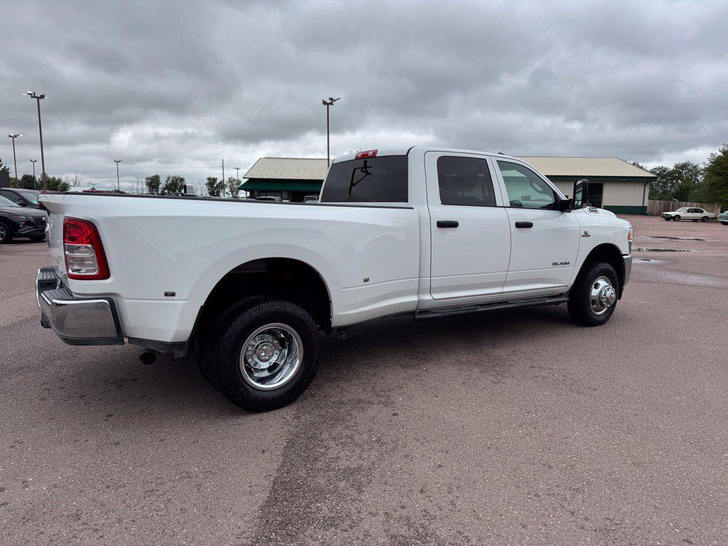 2022 RAM 3500 TRADESMAN CREW CAB 4X4 8' BOX 照片 2