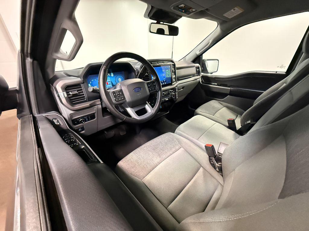 FORD F-150 XLT - 2