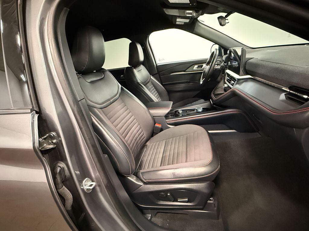 صورة مصغرة 13 لـ 2025 FORD EXPLORER ST-LINE