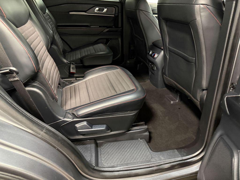صورة مصغرة 63 لـ 2025 FORD EXPLORER ST-LINE