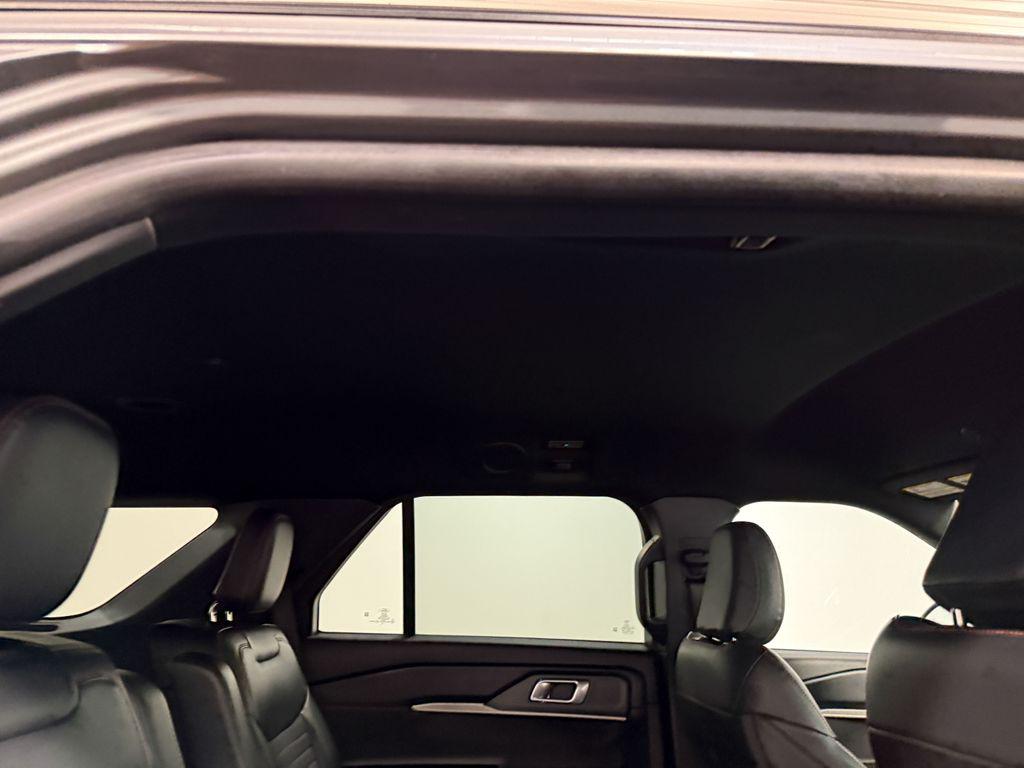 صورة مصغرة 16 لـ 2025 FORD EXPLORER ST-LINE