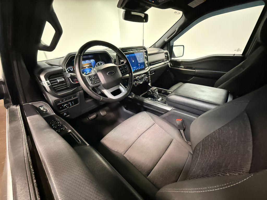 FORD F-150 XLT - 2