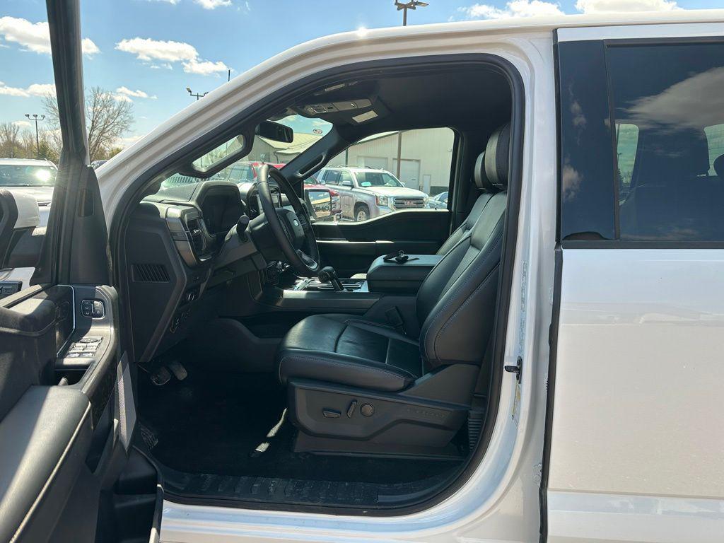 FORD F-150 LARIAT - 10