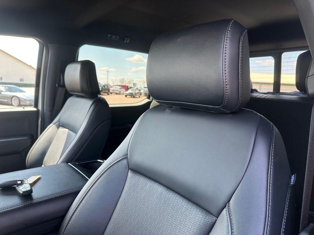 FORD F-150 LARIAT - 3