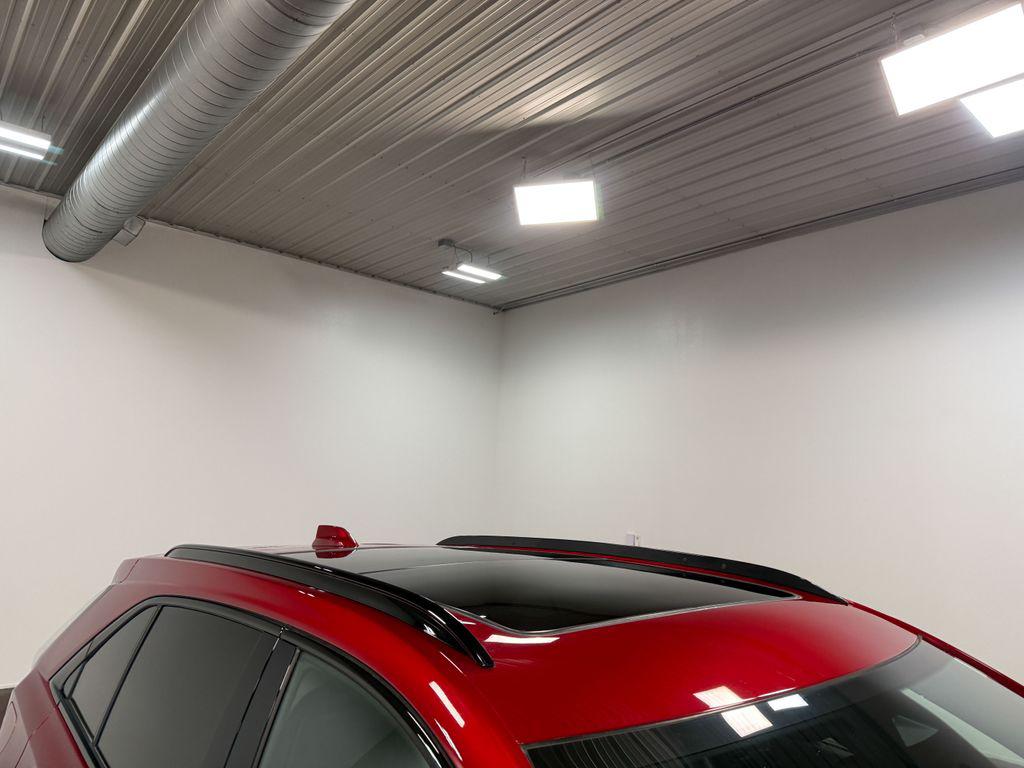 صورة مصغرة 44 لـ 2025 Cadillac XT4 SPORT