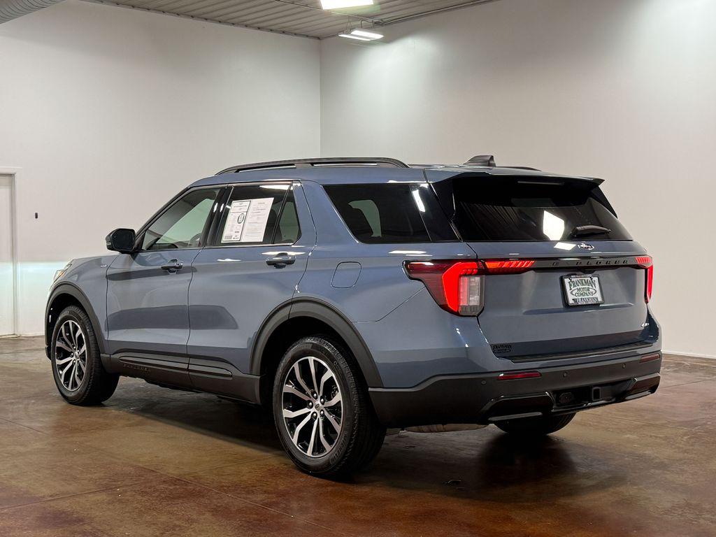 صورة 5 لـ 2025 FORD EXPLORER ST-LINE