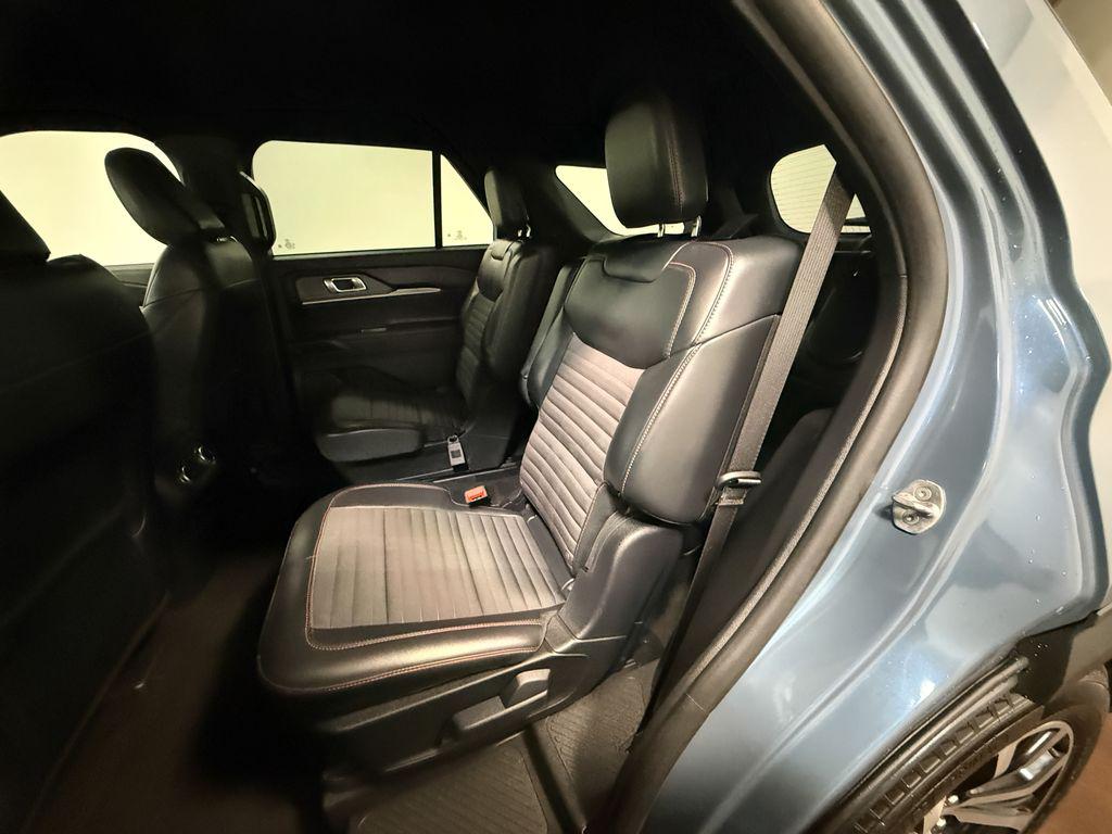 صورة 8 لـ 2025 FORD EXPLORER ST-LINE