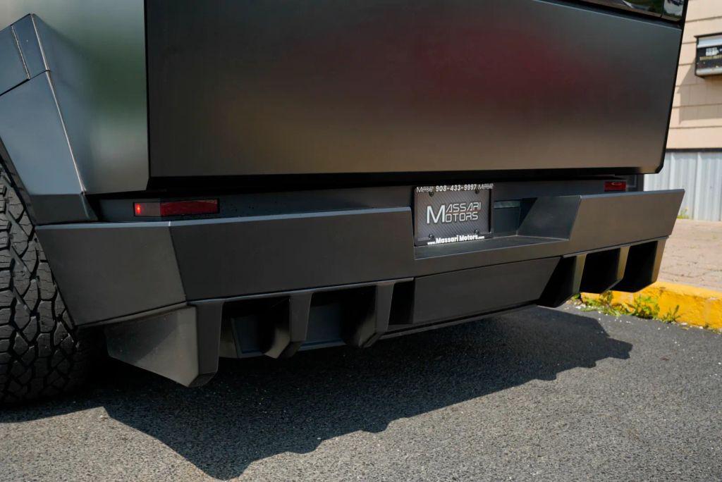 2024 Tesla CYBERTRUCK ALL-WHEEL DRIVE thumbnail 14