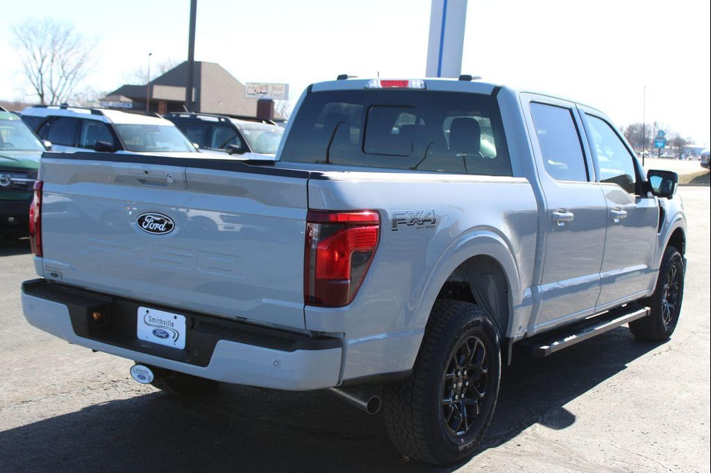صورة 9 لـ 2026 FORD F-150 XLT