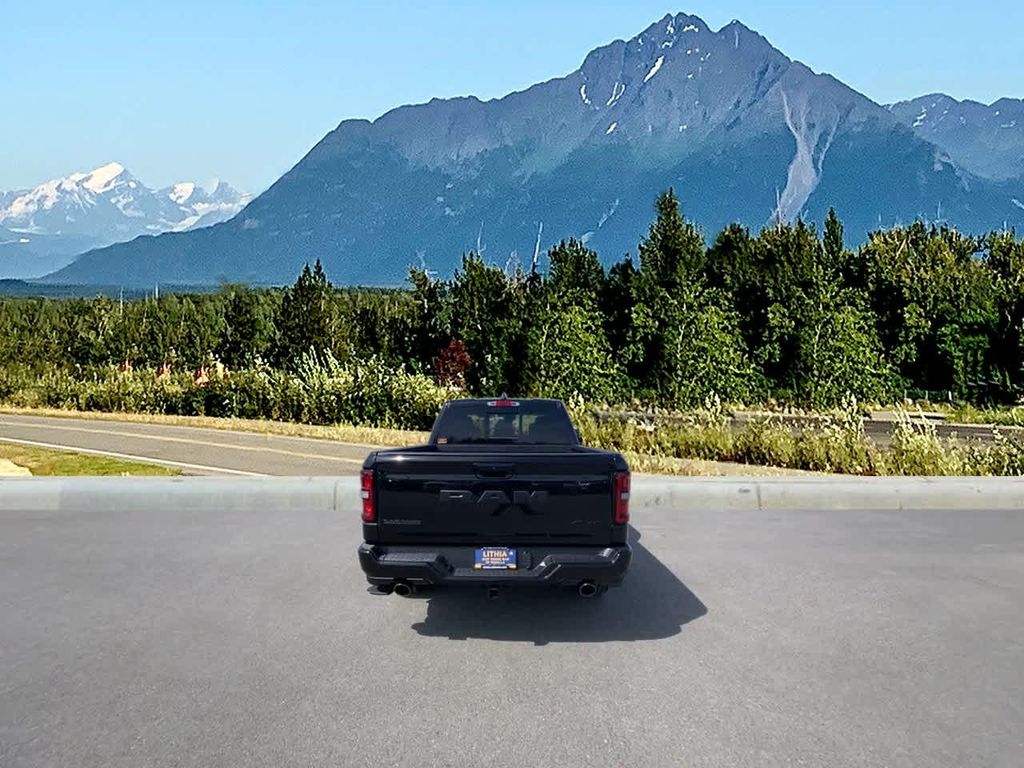 2026 RAM 1500 LARAMIE photo 4