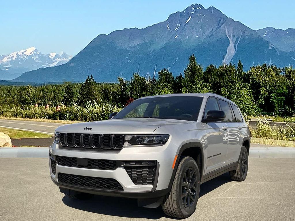 New 2026 Jeep Grand Cherokee L Altitude